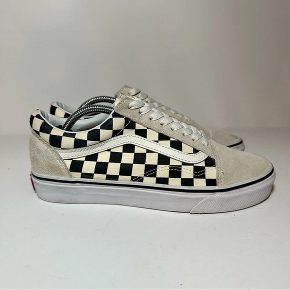 VANS Old Skool Checkerboard White Black Shoes Womens size 8 Suede (199 Box 24) - Picture 1 of 9